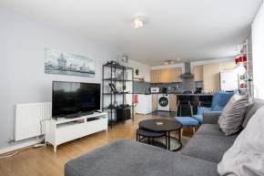 GuestReady - Modern stay in Bispham House